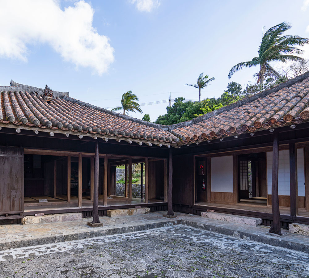 沖縄県　北中城村の画像